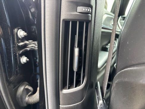 Used 2022 Jeep Grand Cherokee L Overland w/ Luxury Tech Group IV image 36