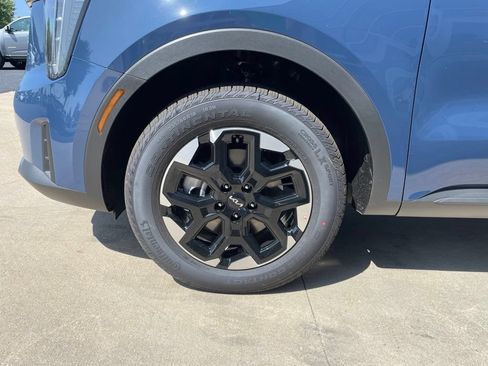 New 2026 Kia Sorento S AWD/4WD image 17