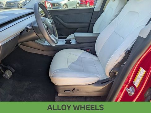 Used 2022 Tesla Model Y Long Range AWD/4WD image 13