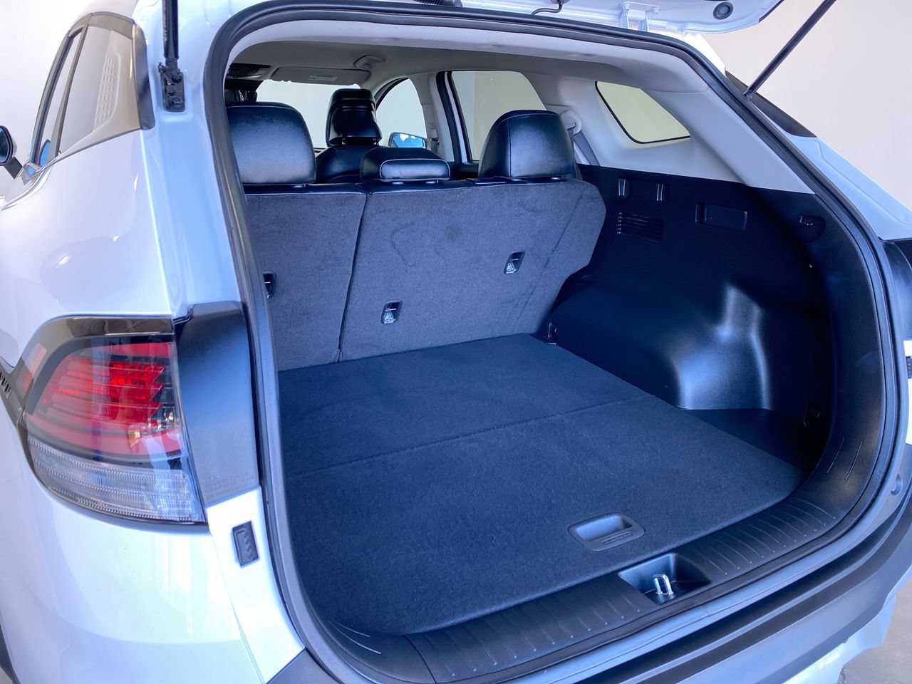 Certified 2025 Kia Sportage EX FWD image 15