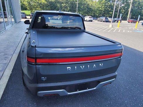 Used 2025 Rivian R1T Adventure Dual AWD/4WD image 7