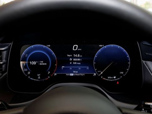 New 2025 Maserati Grecale GT image 25