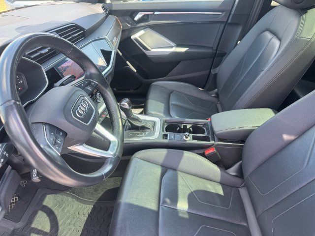 Used 2022 Audi Q3 2.0T Premium Plus w/ Premium Plus Package AWD/4WD image 9
