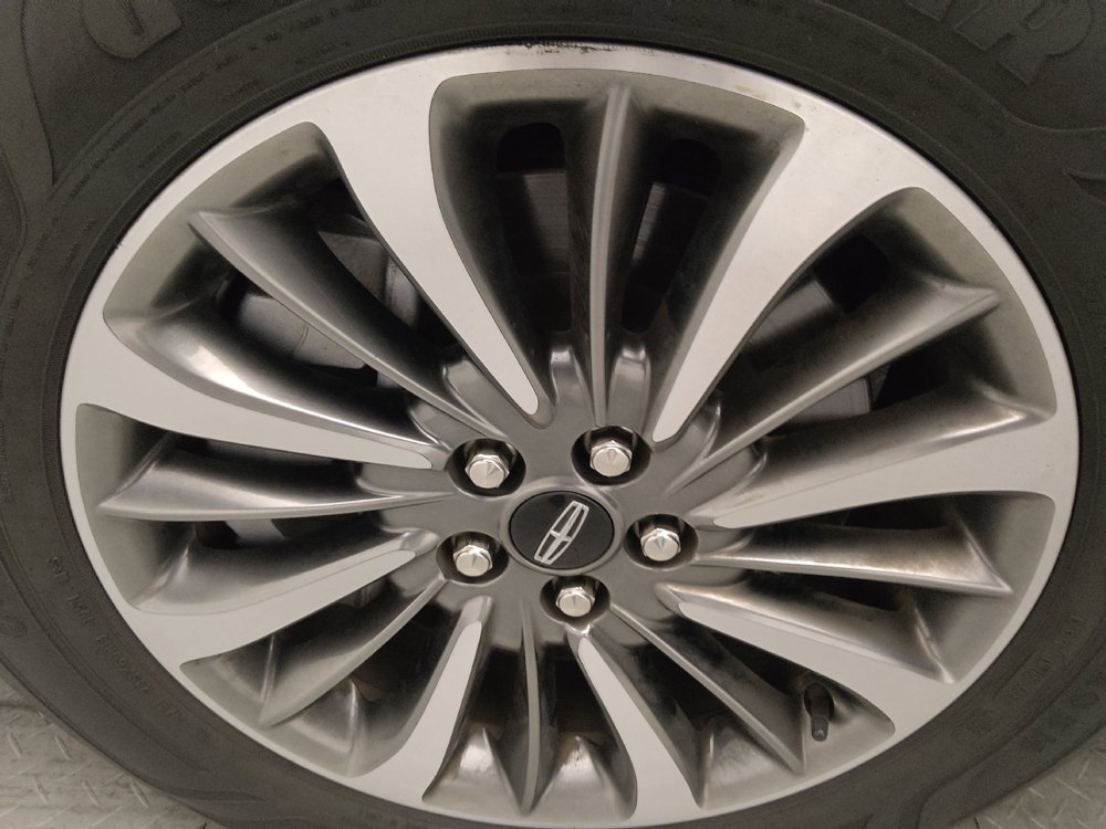 Used 2022 Lincoln Nautilus Reserve FWD image 31