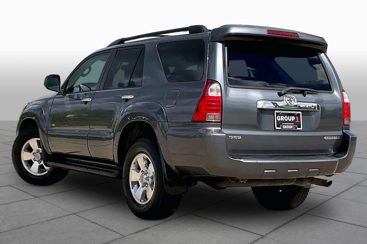 Used 2008 Toyota 4Runner SR5 RWD image 11