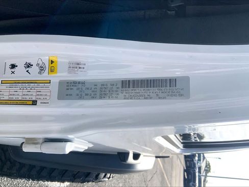 Used 2019 Jeep Wrangler Unlimited Sport S AWD/4WD image 37