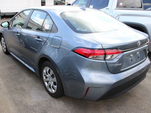 Used 2026 Toyota Corolla LE FWD image 8