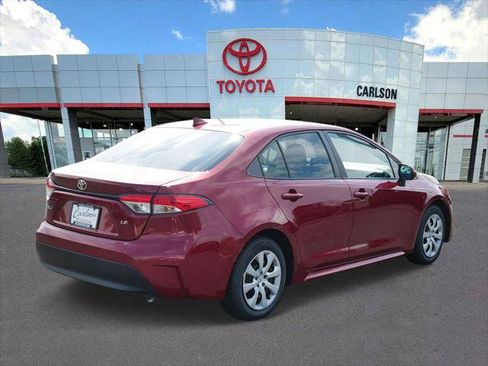 Certified 2024 Toyota Corolla LE FWD image 5