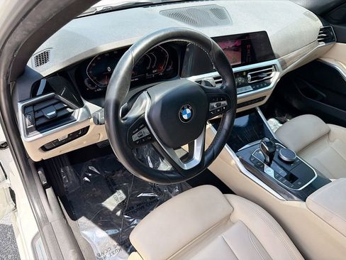 Used 2019 BMW 330i Sedan w/ Convenience Package RWD image 24