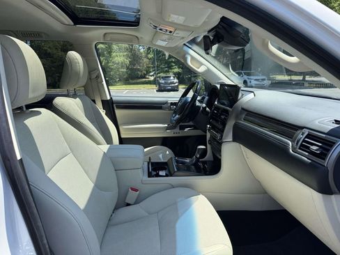Used 2023 Lexus GX 460 Premium w/ Premium Package AWD/4WD image 17