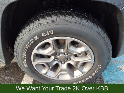 Used 2020 Jeep Cherokee Trailhawk w/ Trailer Tow Group image 29