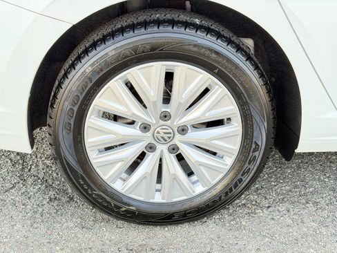 Used 2019 Volkswagen Jetta S w/ Driver Assistance Package image 67