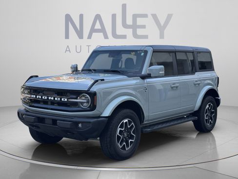Used 2024 Ford Bronco Outer Banks AWD/4WD image 1