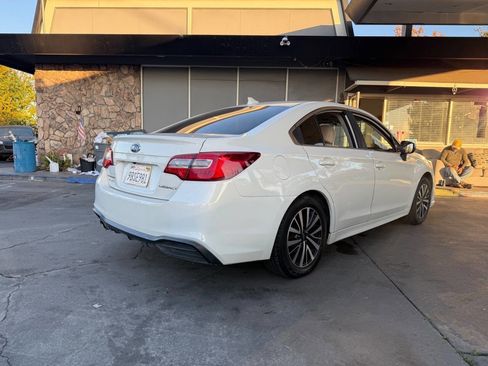 Used 2019 Subaru Legacy 2.5i Premium image 14