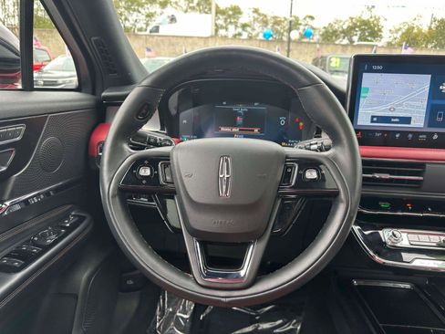 Used 2023 Lincoln Corsair Reserve w/ Equipment Group 201A image 13