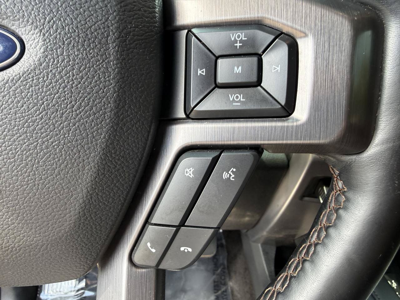 Used 2018 Ford Expedition Platinum AWD/4WD image 22