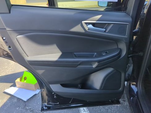 Certified 2024 Ford Edge SEL image 24