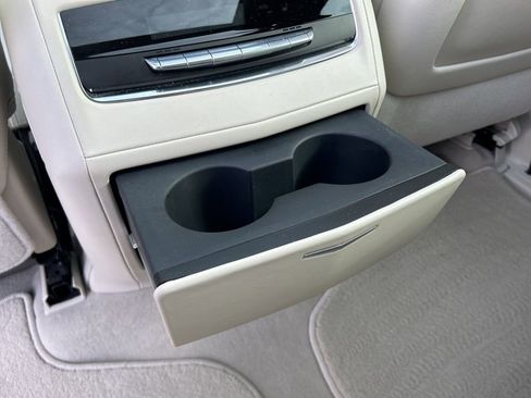 Used 2024 Cadillac Escalade Premium Luxury Platinum w/ Heavy-Duty Trailer Package image 32