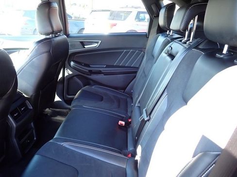 Certified 2024 Ford Edge ST image 18