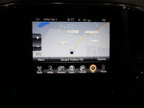 Used 2017 Jeep Grand Cherokee Overland image 9