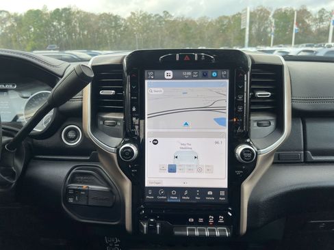 Used 2024 RAM 2500 Laramie image 10