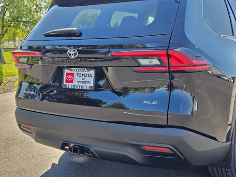 New 2026 Toyota Grand Highlander AWD Hybrid image 8