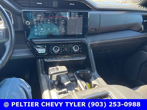 Used 2022 GMC Sierra 1500 AT4X image 17