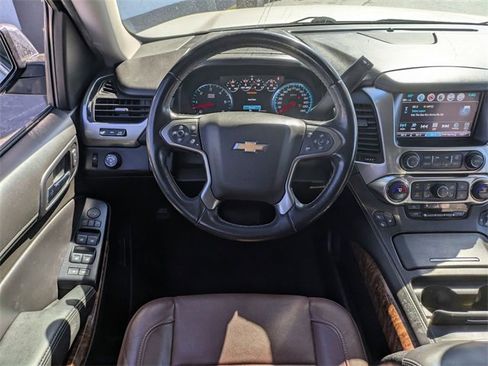 Used 2019 Chevrolet Tahoe Premier w/ Premier Plus Edition image 18