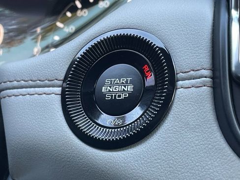 Used 2023 Jeep Compass Limited image 26