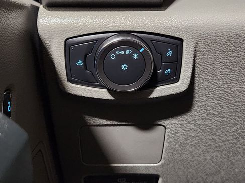 Used 2022 Ford F250 XL w/ Power Equipment Group image 43