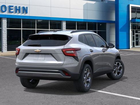 New 2026 Chevrolet Trax LT w/ Driver Confidence Package image 4