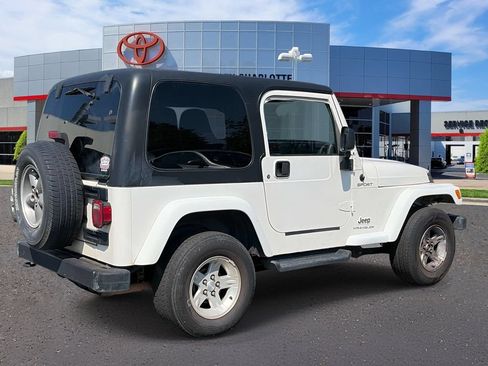Used 2004 Jeep Wrangler 4WD w/ Dual Top Group image 6