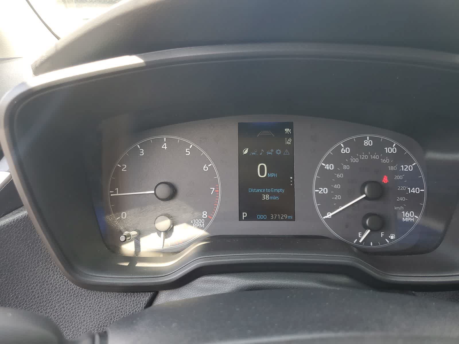 Used 2025 Toyota Corolla LE FWD image 17