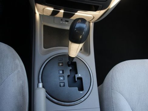 Used 2010 Kia Optima LX FWD image 8