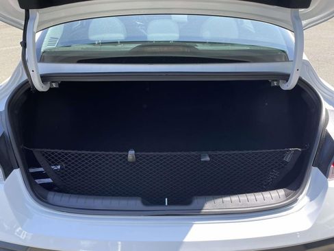 New 2026 Hyundai Elantra Limited image 8