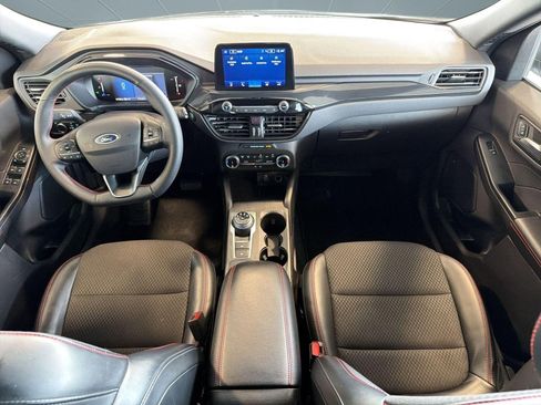 Used 2025 Ford Escape ST-Line image 15