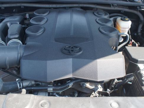 Used 2019 Toyota 4Runner Limited RWD image 29