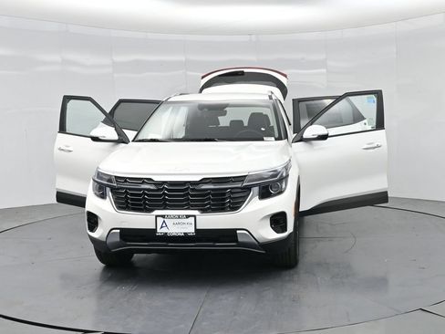 New 2026 Kia Seltos S FWD image 39