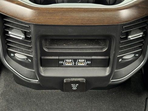 Used 2022 RAM 1500 Laramie image 28