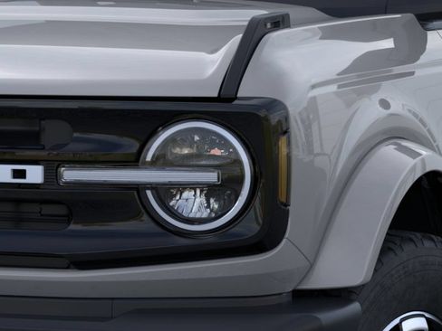 New 2026 Ford Bronco Outer Banks AWD/4WD image 36