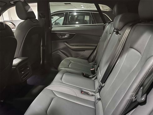 Used 2025 Audi Q8 Premium w/ Convenience Package image 15