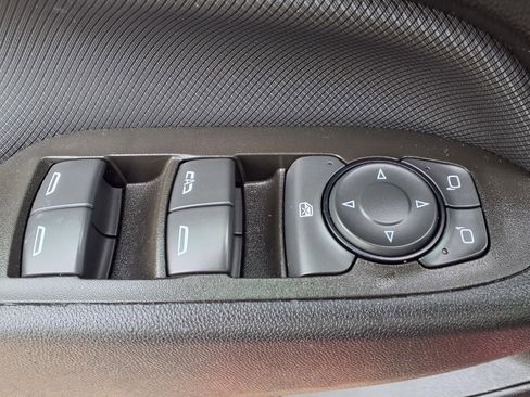 Used 2024 Chevrolet Equinox RS FWD image 14