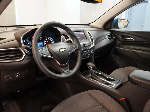 Used 2024 Chevrolet Equinox LT w/ LPO, Floor Liner Package FWD image 6