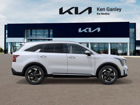 New 2026 Kia Sorento EX FWD image 7