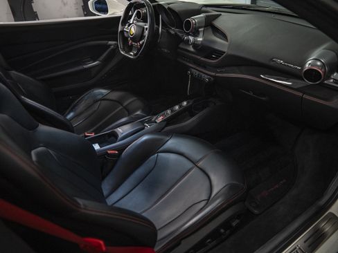 Used 2020 Ferrari F8 Tributo RWD image 29