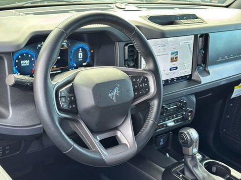Used 2025 Ford Bronco Big Bend image 18