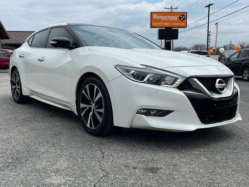 Used 2017 Nissan Maxima Platinum image 1