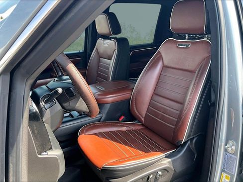 Used 2024 GMC Sierra 2500 Denali Ultimate image 26