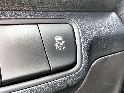 Certified 2024 Kia Forte LXS FWD image 32