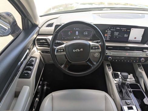 Used 2024 Kia Telluride S FWD image 21